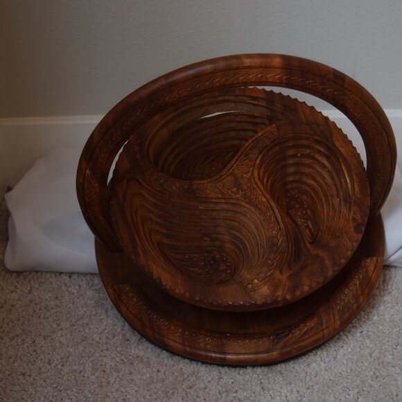 VTG Carved Wooden Collapsable Bowl/Basket Paisley Design Trays 3 Sections - Picture 2 of 13